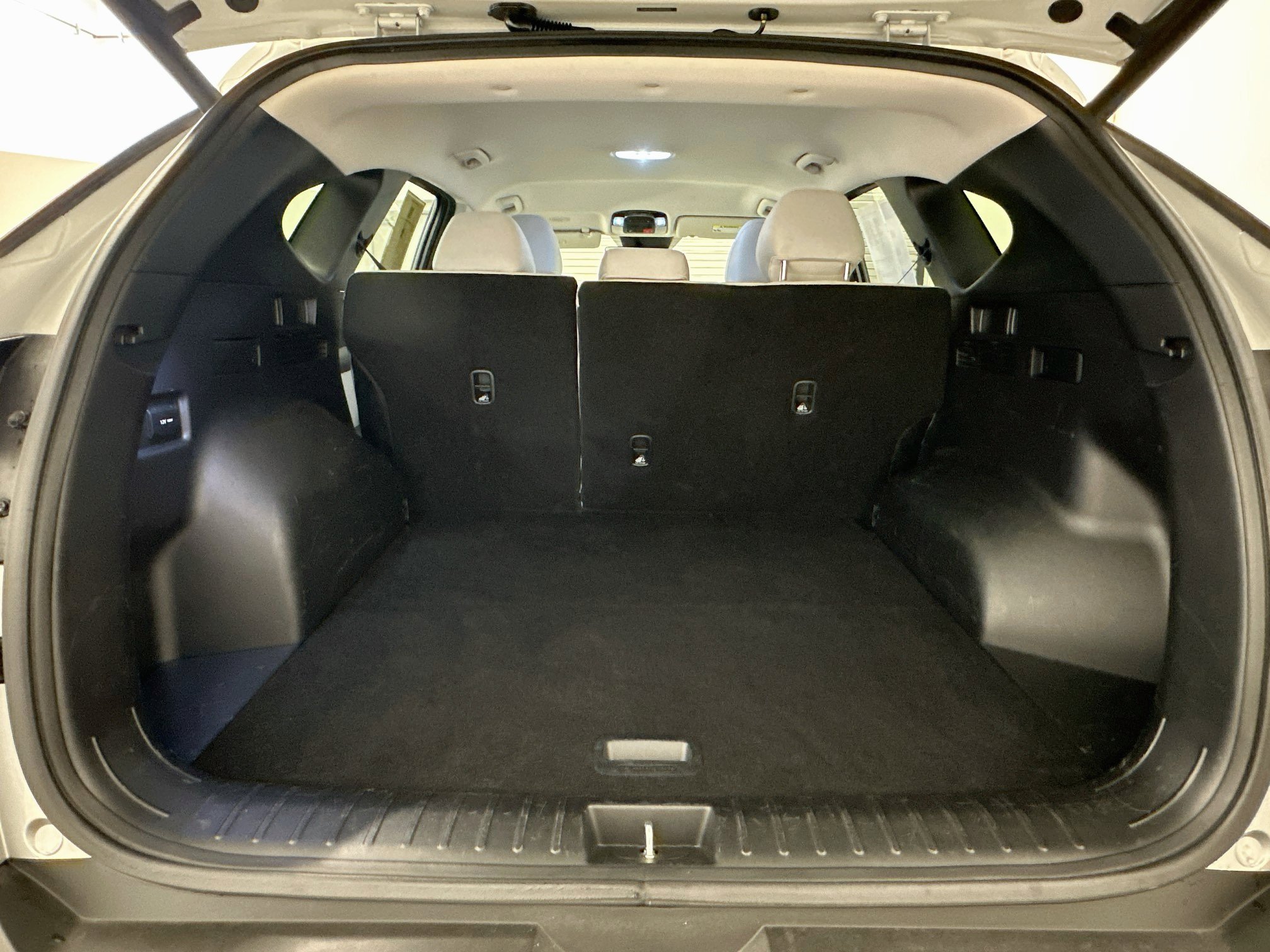 Used 2025 Hyundai Tucson SEL AWD/4WD image 30