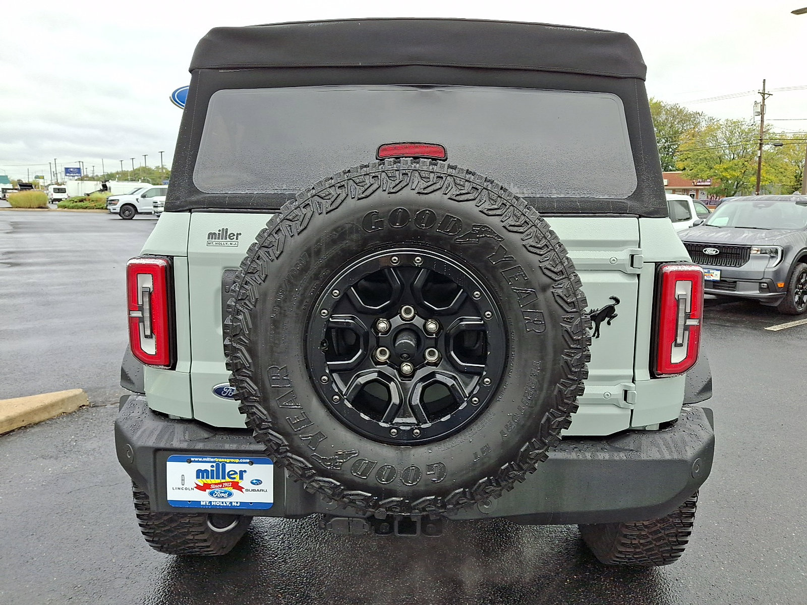 Used 2024 Ford Bronco Wildtrak image 5