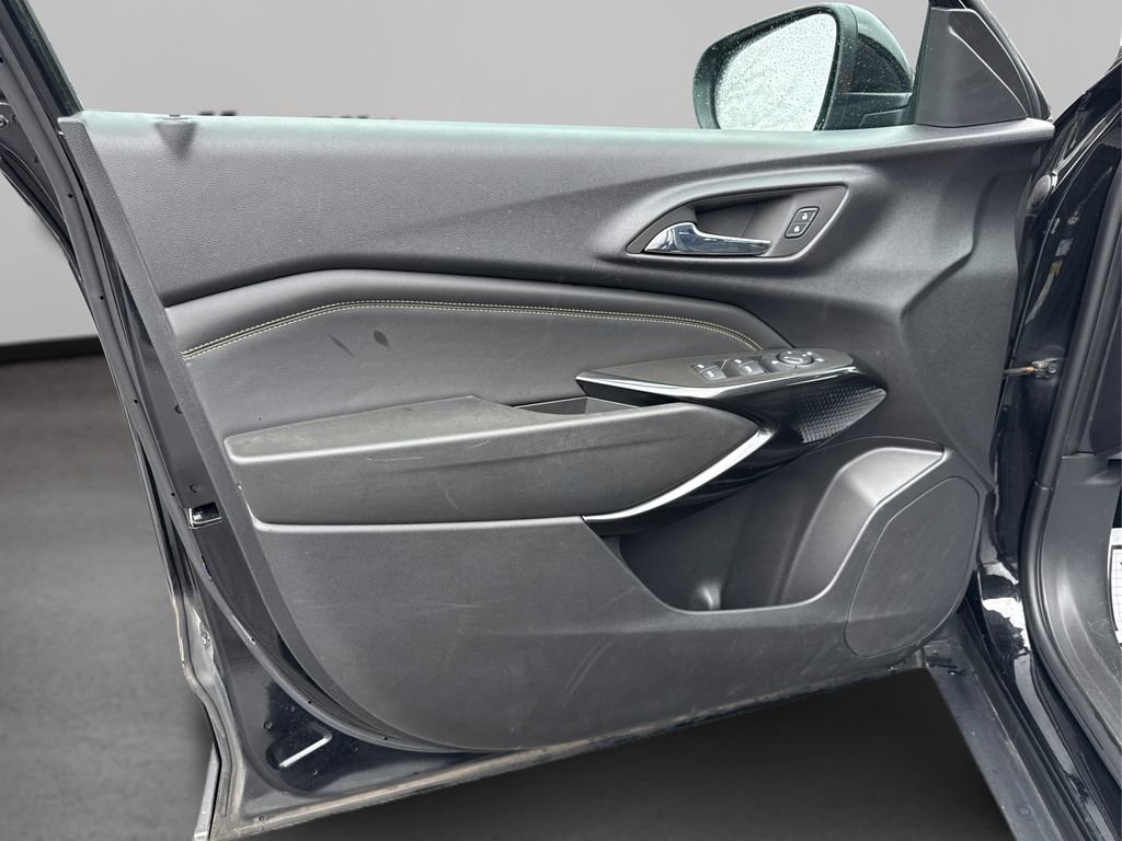 Used 2024 Chevrolet Trax LT image 20