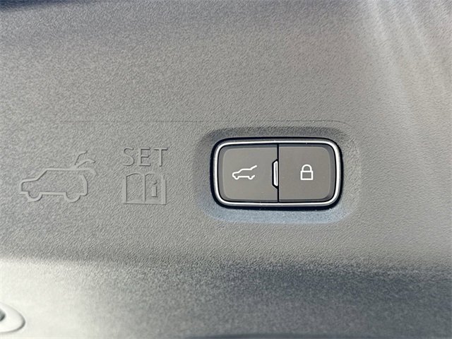 New 2025 Lincoln Navigator L Reserve image 13