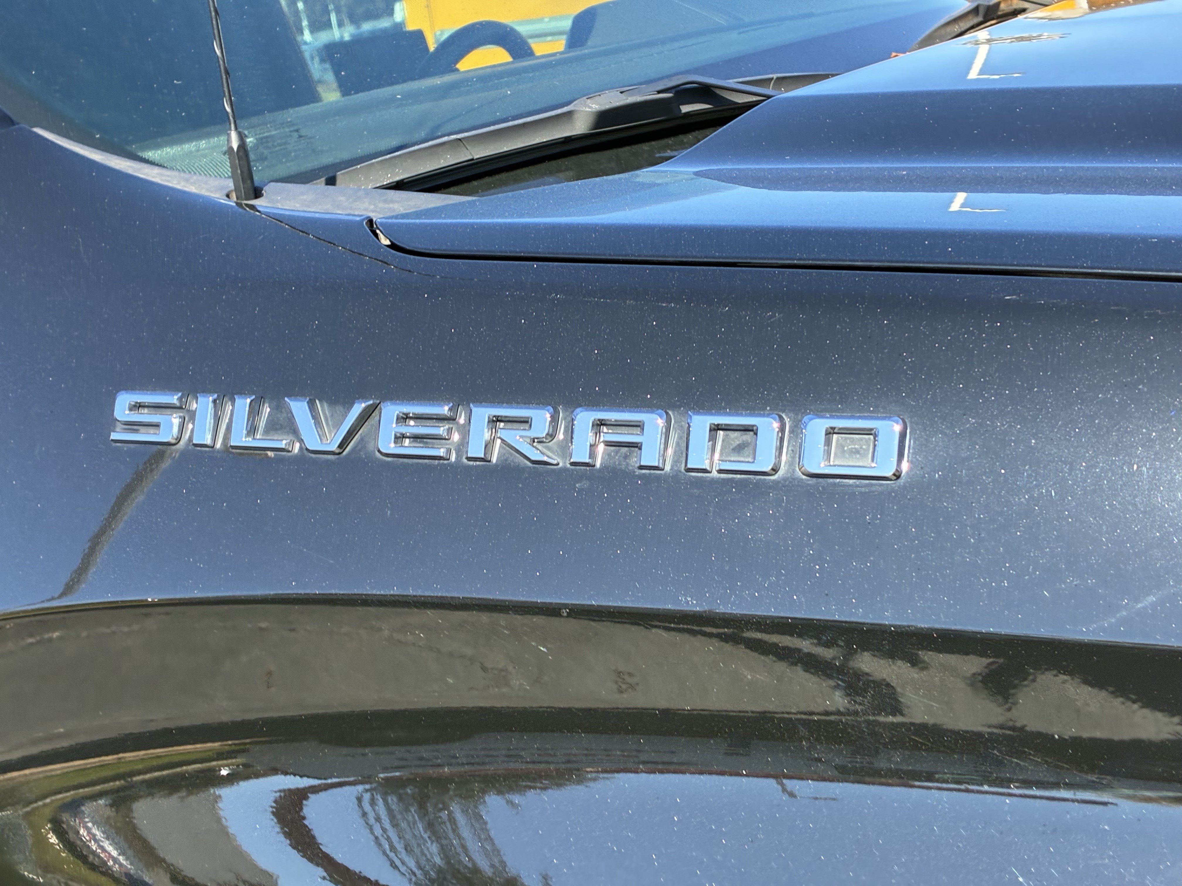 Used 2023 Chevrolet Silverado 1500 RST AWD/4WD image 7