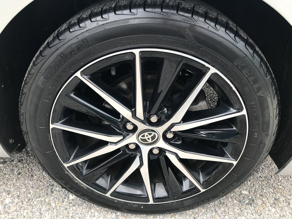 Used 2023 Toyota Camry SE image 10