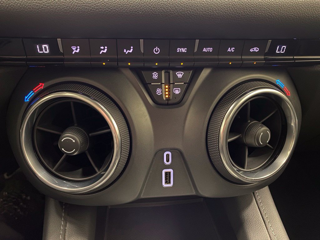 Used 2019 Chevrolet Blazer L FWD image 20