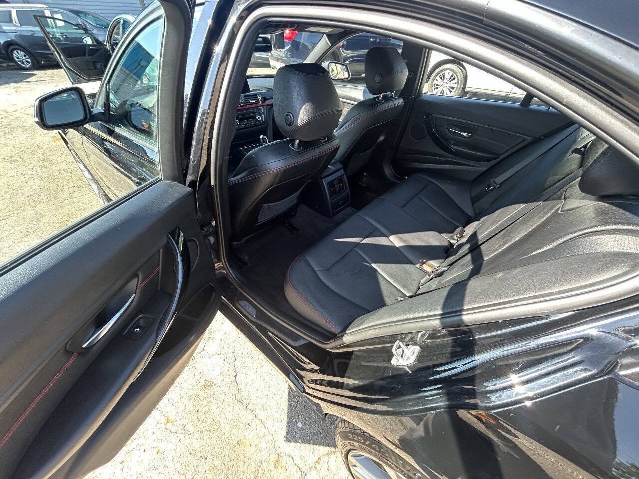 Used 2014 BMW 328i xDrive Sedan AWD/4WD image 7