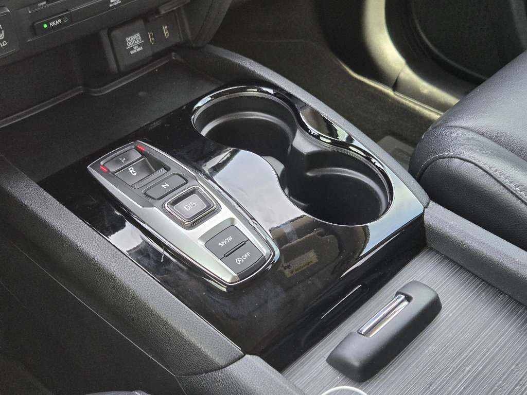 Used 2018 Honda Pilot Touring image 9