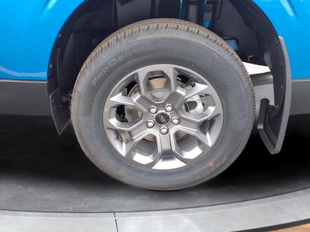 New 2026 Ford Maverick XLT w/ Equipment Group 301A AWD/4WD image 16