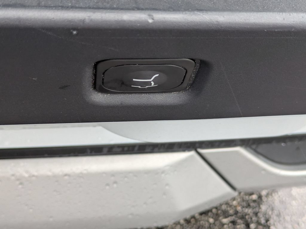 Used 2025 Ford Expedition Platinum AWD/4WD image 36