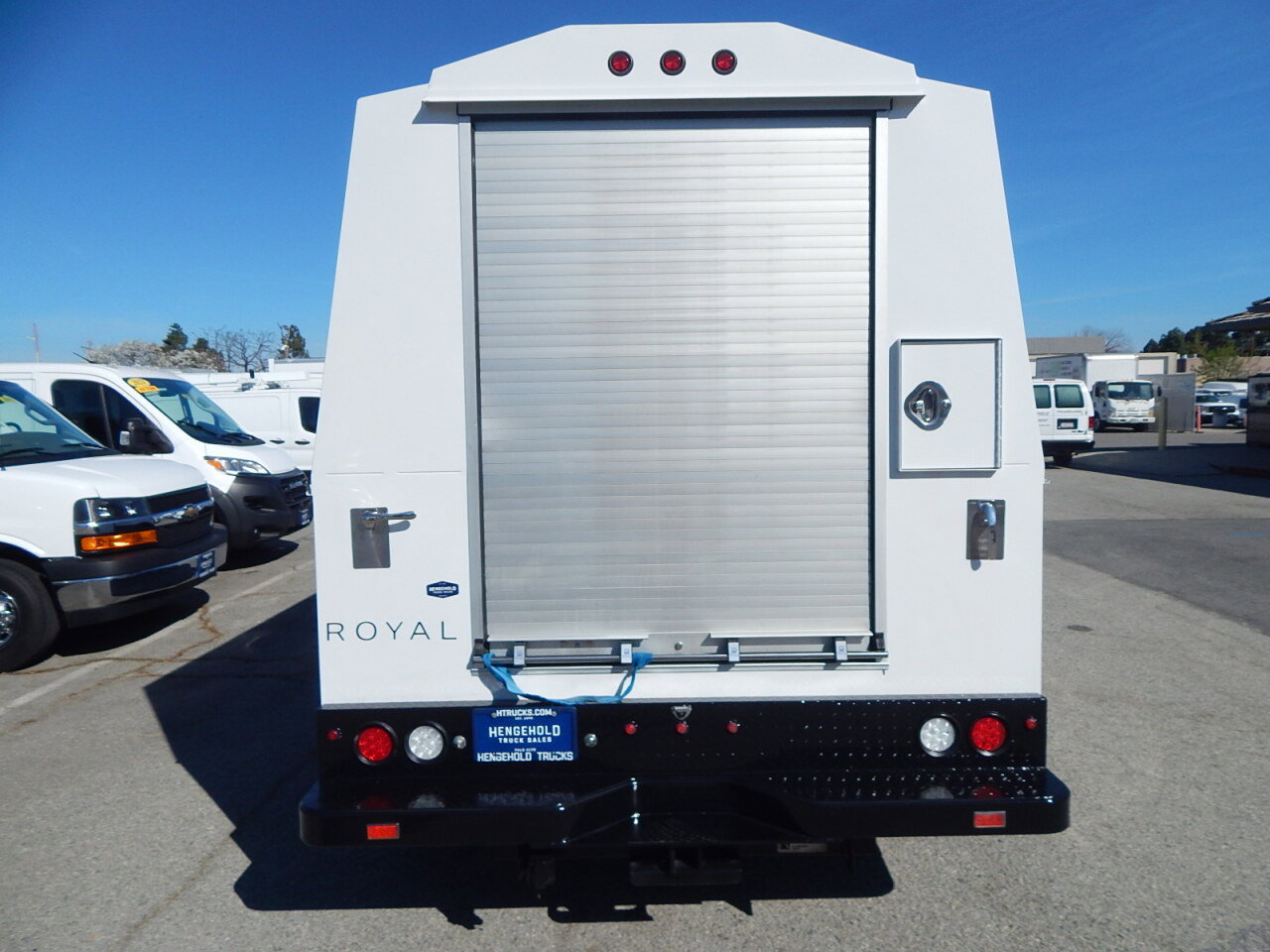 Used 2019 Ford Transit 350 w/ Premium Package RWD image 7