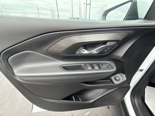 Used 2022 GMC Terrain SLE w/ Driver Convenience Package image 21