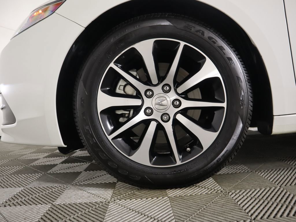 Used 2015 Acura TLX w/ Technology Package image 30