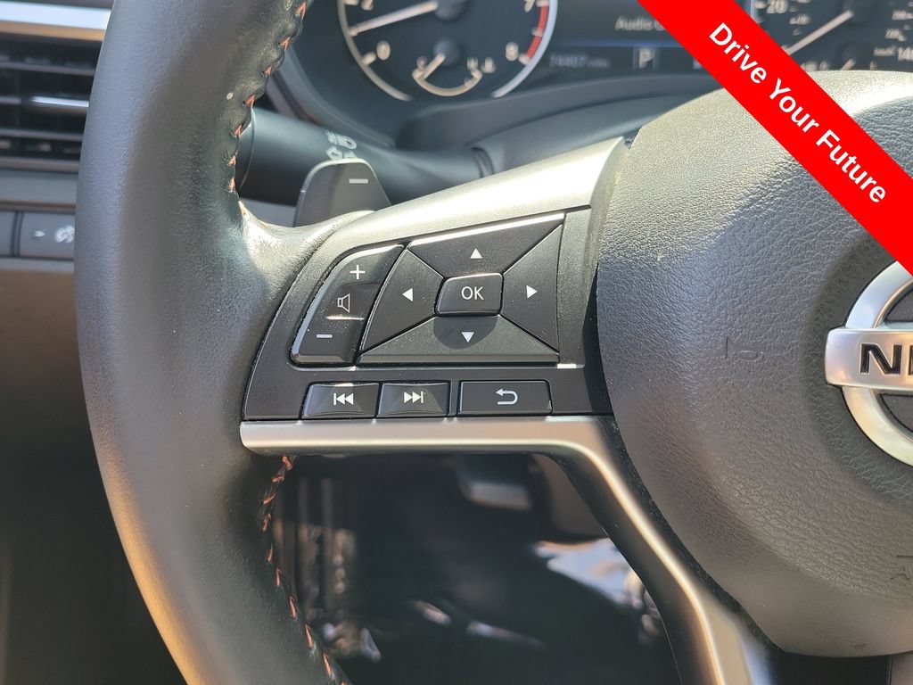 Used 2022 Nissan Altima 2.5 SR AWD/4WD image 7