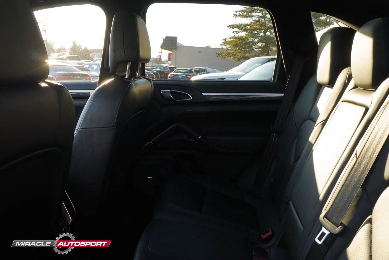 Used 2014 Porsche Cayenne Turbo image 25