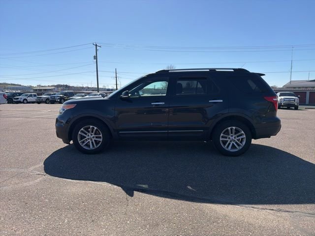 Used 2015 Ford Explorer XLT w/ Equipment Group 202A image 4