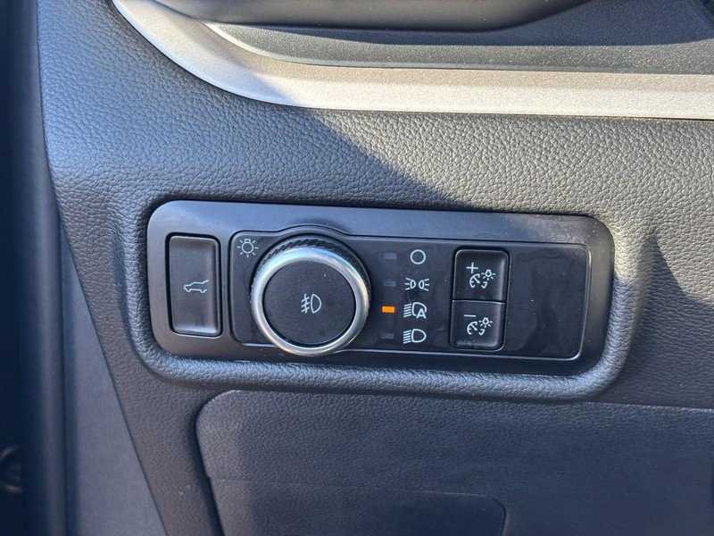 Used 2023 Ford Explorer XLT w/ Equipment Group 202A image 19