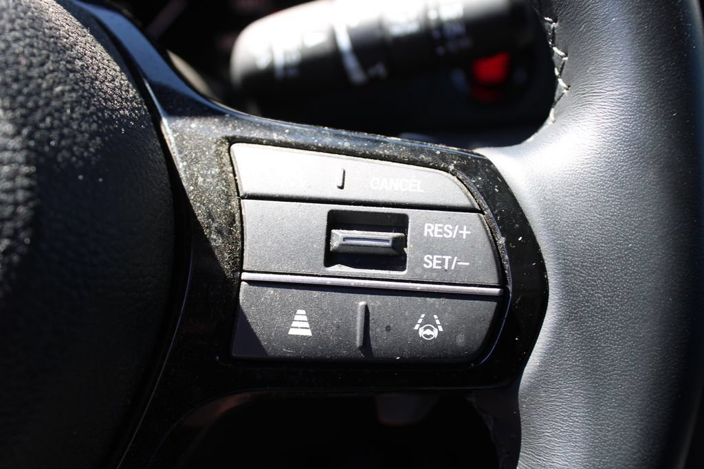 Used 2025 Honda Pilot EX-L image 16