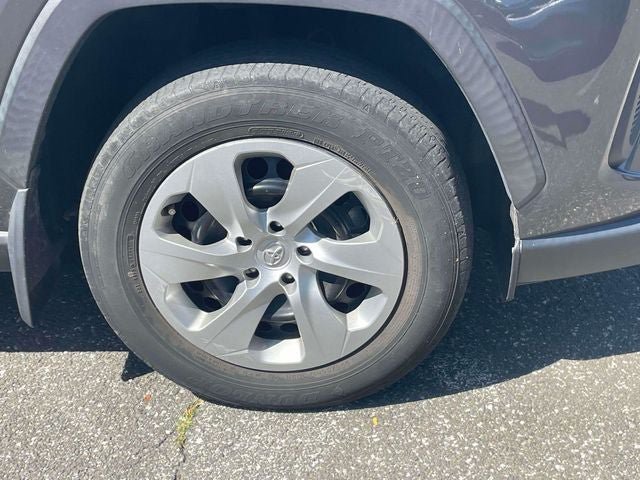 Used 2020 Toyota RAV4 LE w/ All Weather Liner Package AWD/4WD image 11