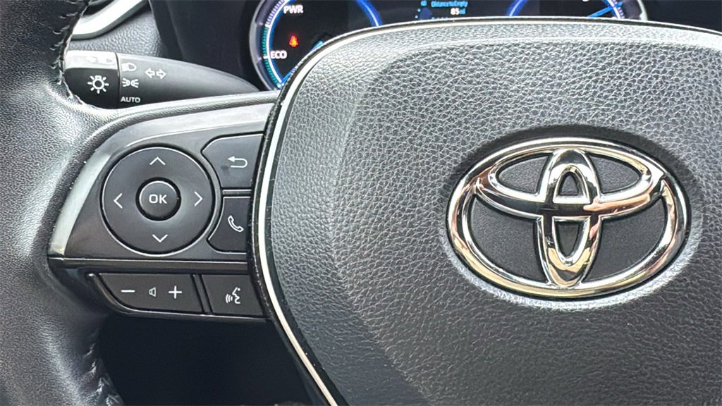 Used 2022 Toyota RAV4 XSE image 28