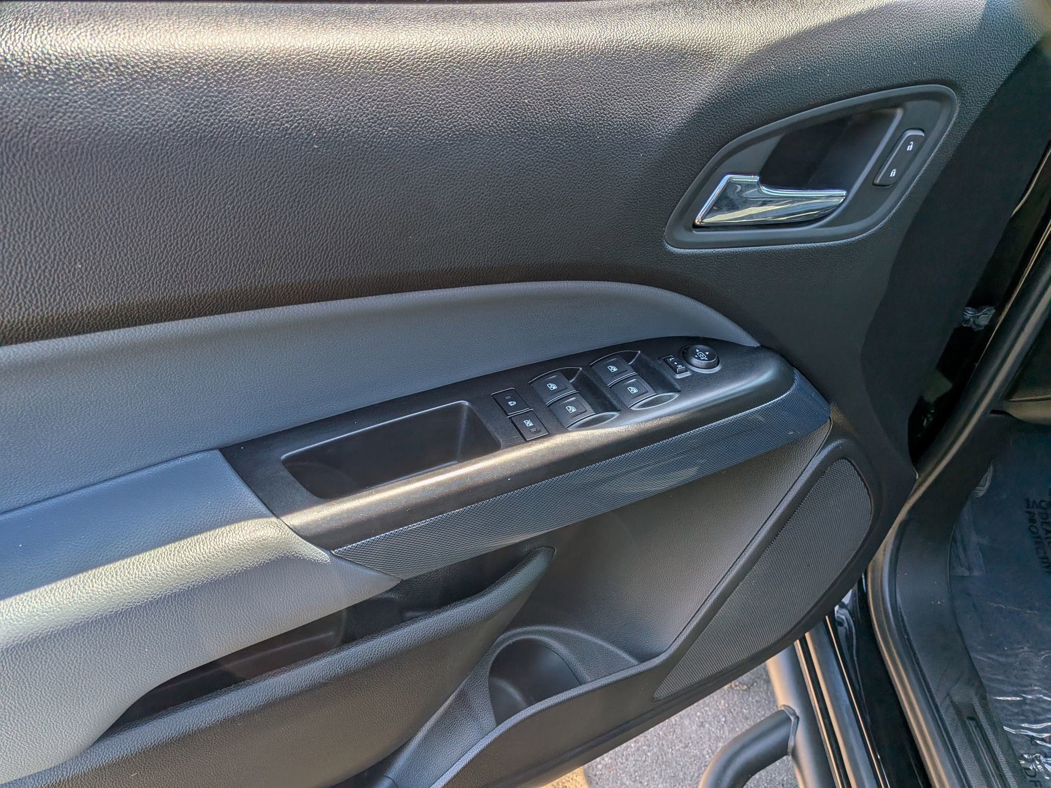 Used 2019 Chevrolet Colorado Z71 RWD image 8