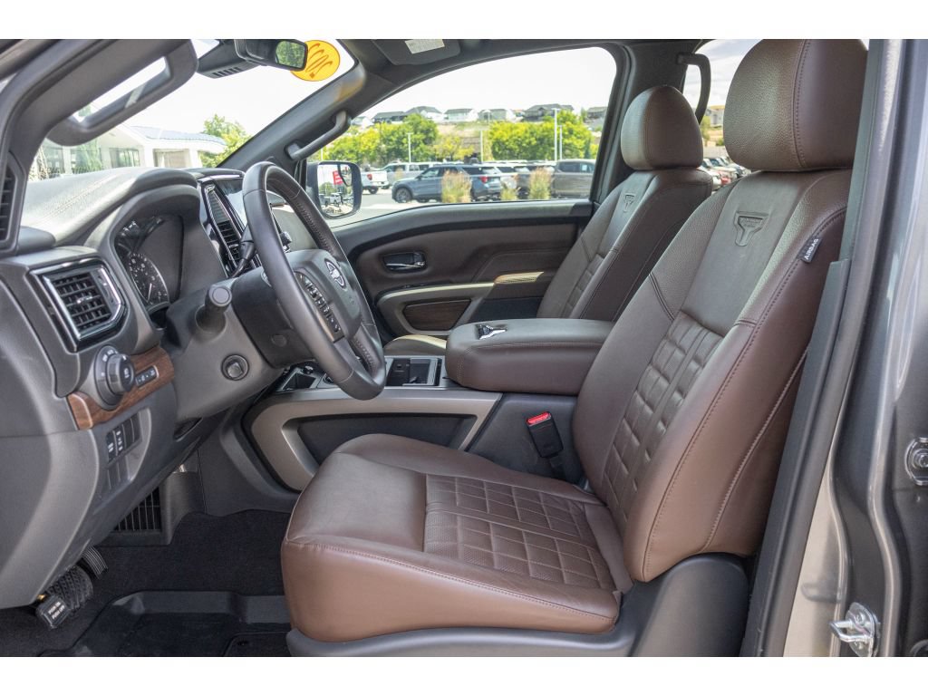 Used 2023 Nissan Titan Platinum Reserve w/ Moonroof Package AWD/4WD image 15