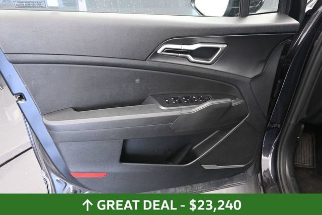Used 2026 Kia Sportage LX FWD image 18