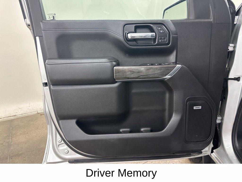 Used 2019 Chevrolet Silverado 1500 LTZ w/ LTZ Premium Package AWD/4WD image 33