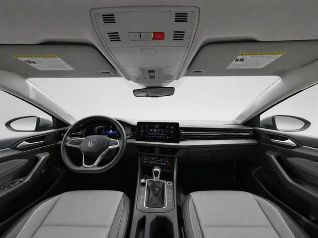 Used 2025 Volkswagen Jetta SE FWD image 20