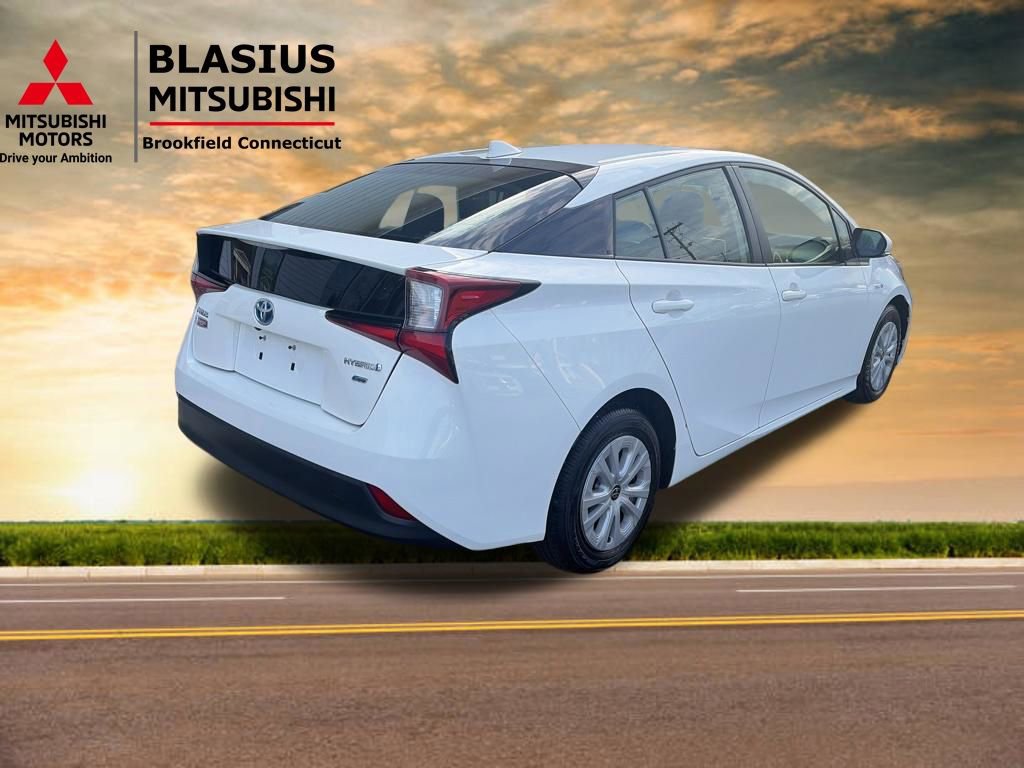 Used 2019 Toyota Prius L Eco image 6