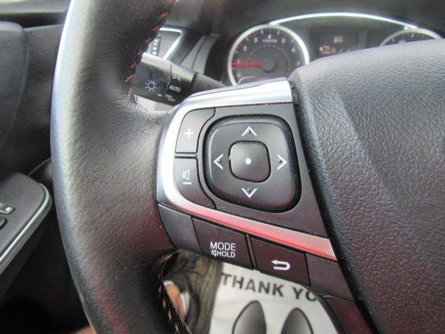 Used 2015 Toyota Camry XSE FWD image 26