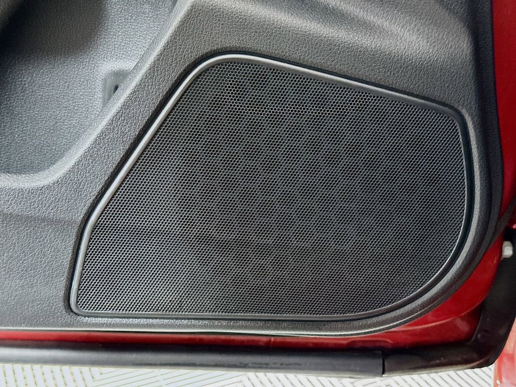 Used 2019 Honda Civic EX-L image 18