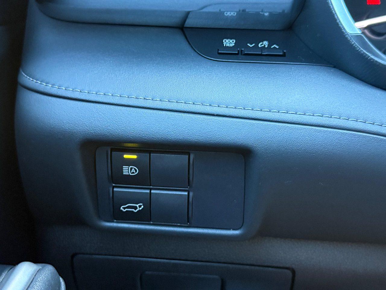 Used 2021 Toyota Highlander XSE image 22