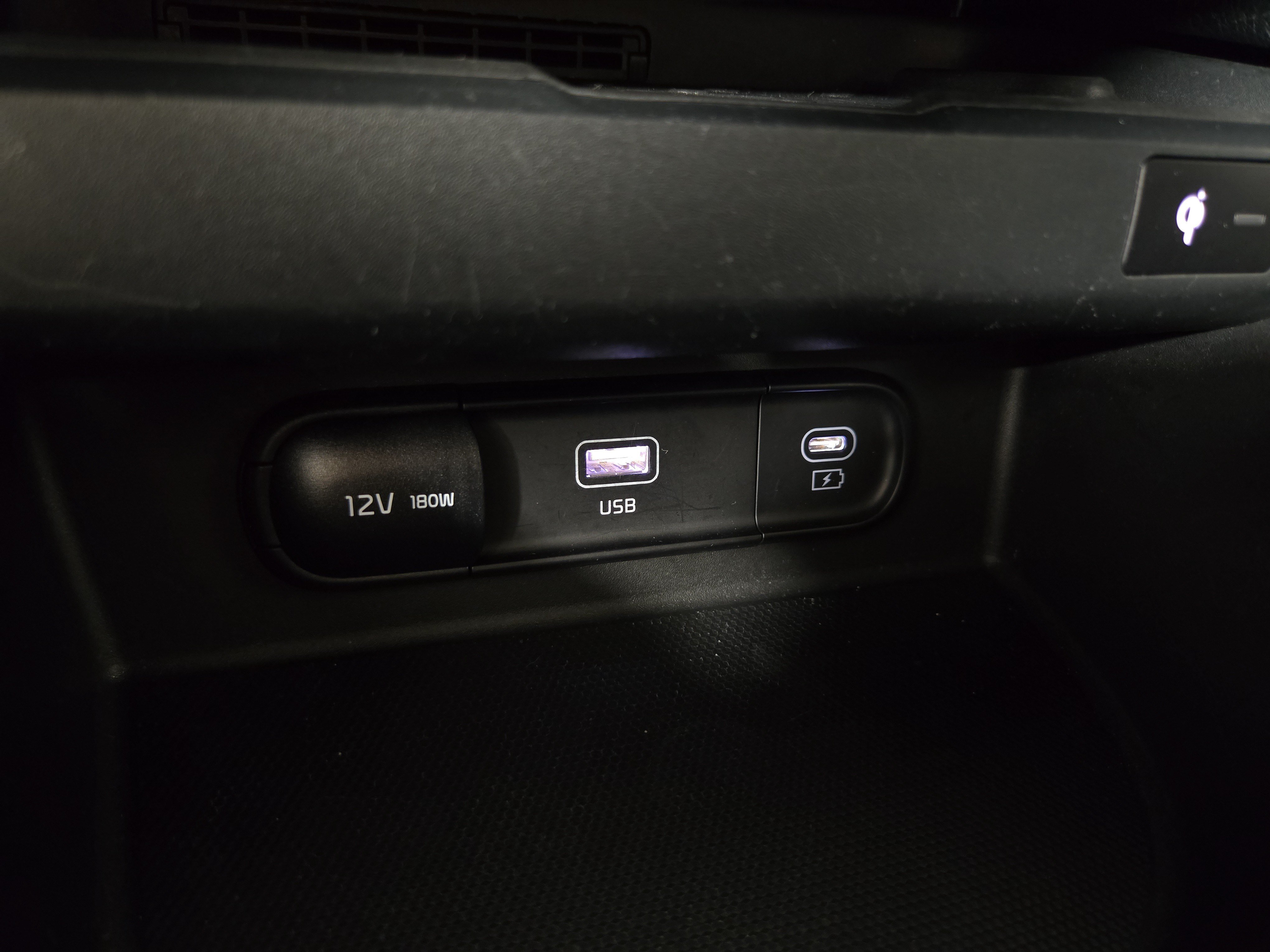 Used 2024 Kia Seltos SX AWD/4WD image 28