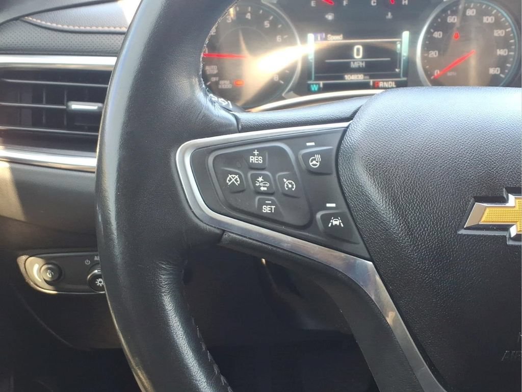 Used 2018 Chevrolet Equinox Premier FWD image 20