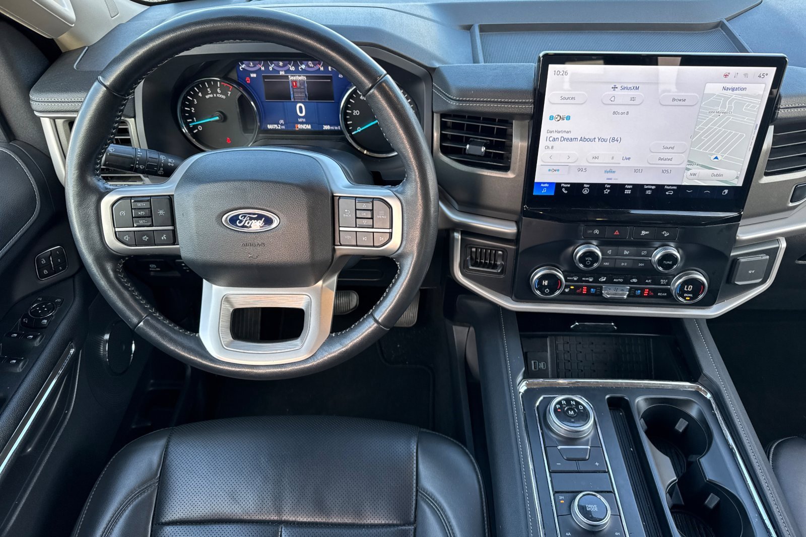 Used 2024 Ford Expedition XLT image 16