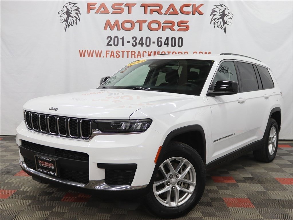 Used 2022 Jeep Grand Cherokee L Laredo w/ Luxury Tech Group I AWD/4WD image 1