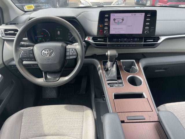 Used 2022 Toyota Sienna LE FWD image 16