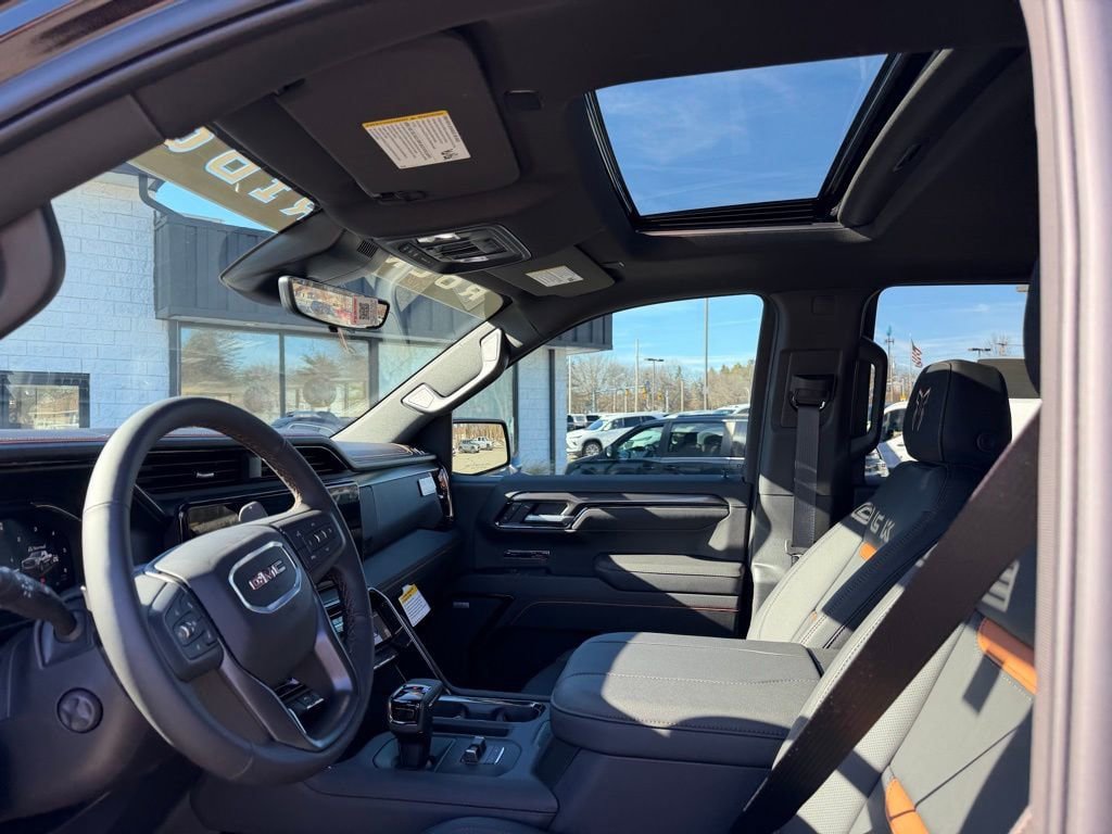 New 2026 GMC Sierra 1500 AT4 w/ AT4 Premium Package AWD/4WD image 16