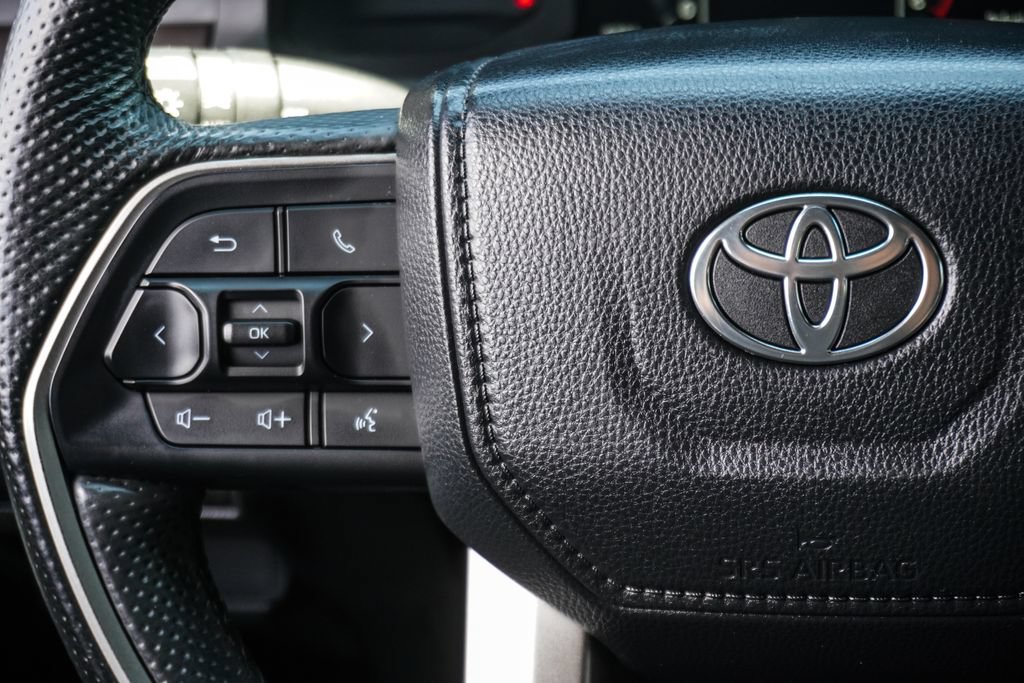 Used 2024 Toyota Tacoma SR5 w/ SR5 Upgrade Package RWD image 15