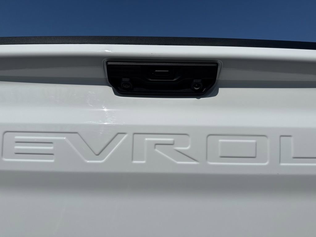 Used 2025 Chevrolet Silverado 1500 W/T image 32