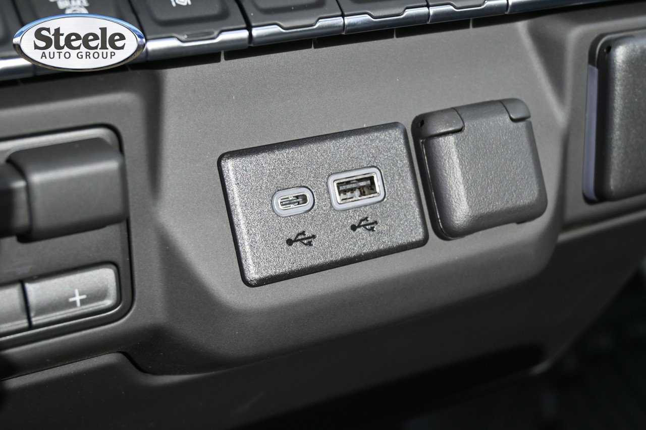 New 2026 GMC Sierra 3500 Pro AWD/4WD image 14