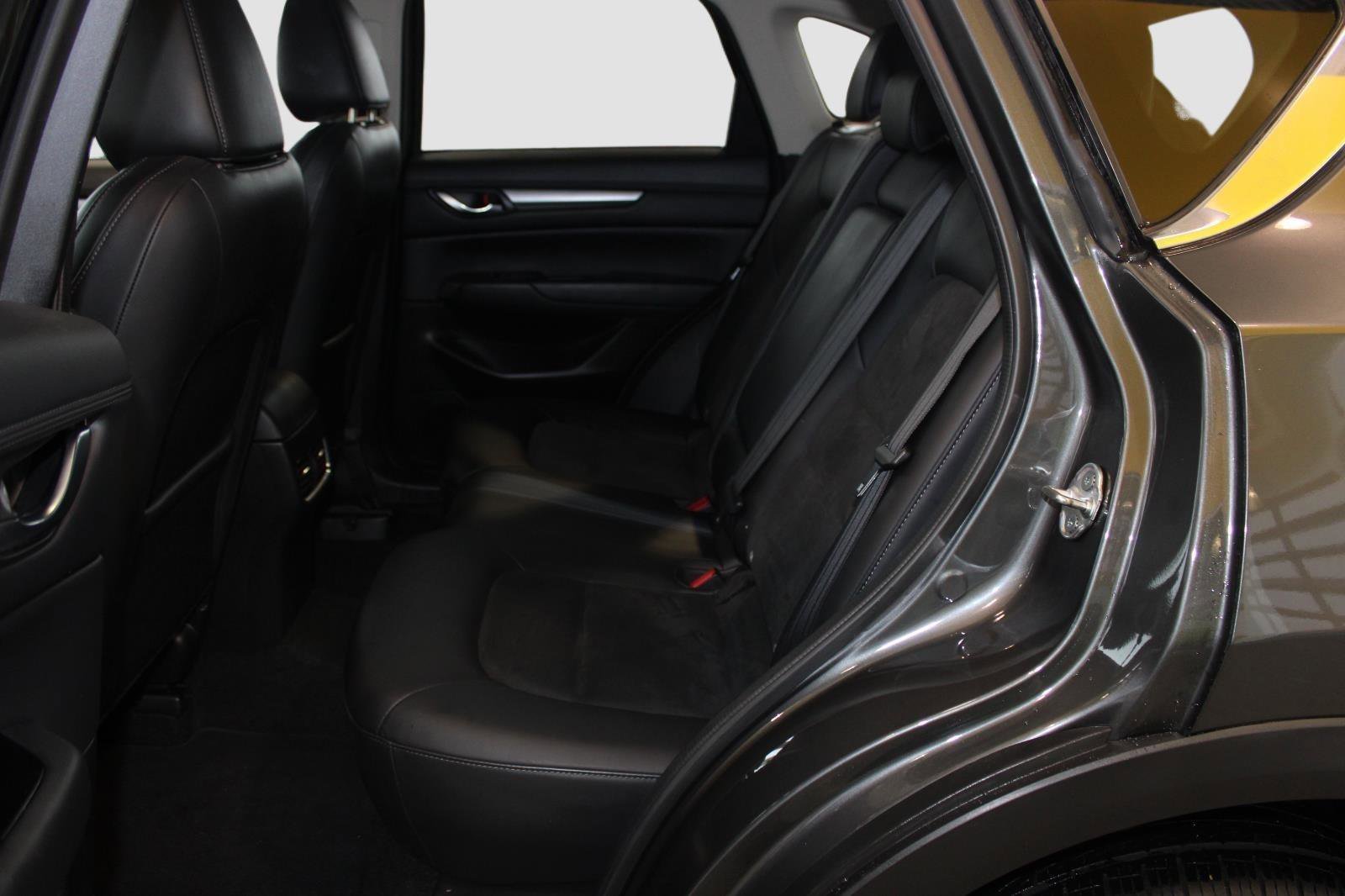 Used 2020 MAZDA CX-5 Touring image 33