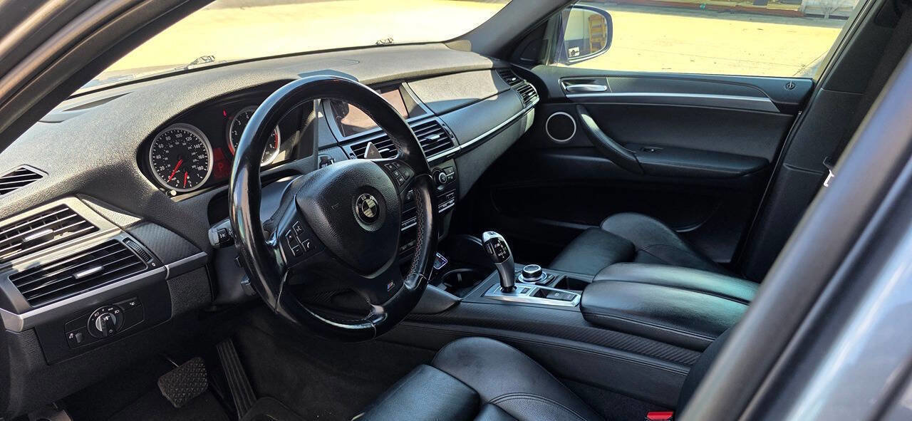 Used 2010 BMW X6 M image 12