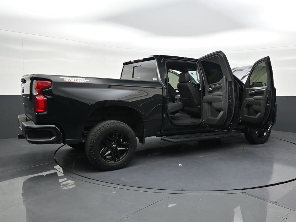 Used 2022 Chevrolet Silverado 1500 LT Trail Boss w/ LT Trail Boss Premium Package AWD/4WD image 29