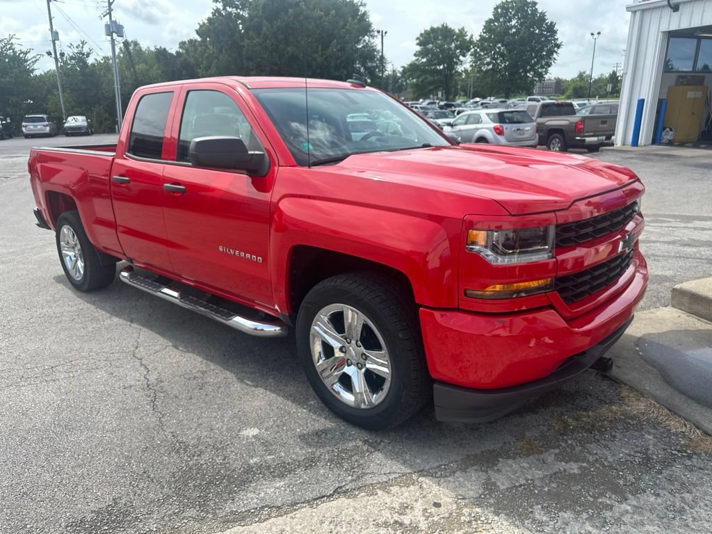 Used 2018 Chevrolet Silverado 1500 Custom w/ Custom Value Package AWD/4WD image 2