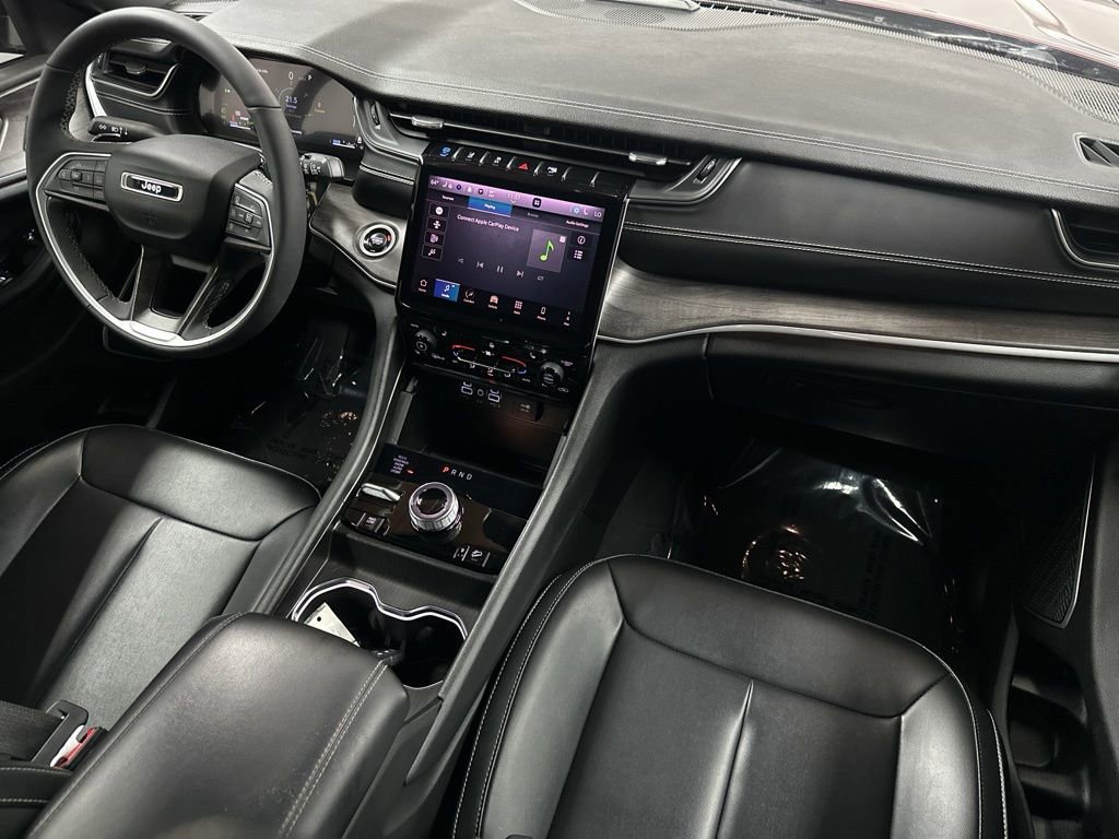 Used 2024 Jeep Grand Cherokee Limited 4xe image 12