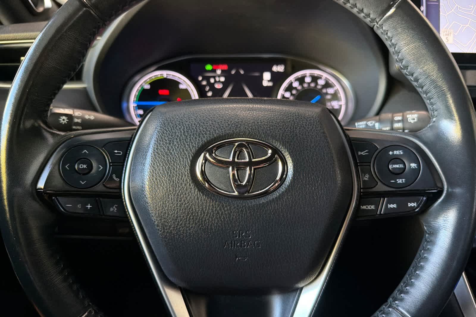 Used 2022 Toyota Venza XLE AWD/4WD image 26
