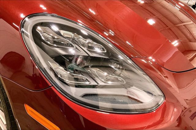 Used 2022 Porsche Panamera 4 Platinum Edition image 30