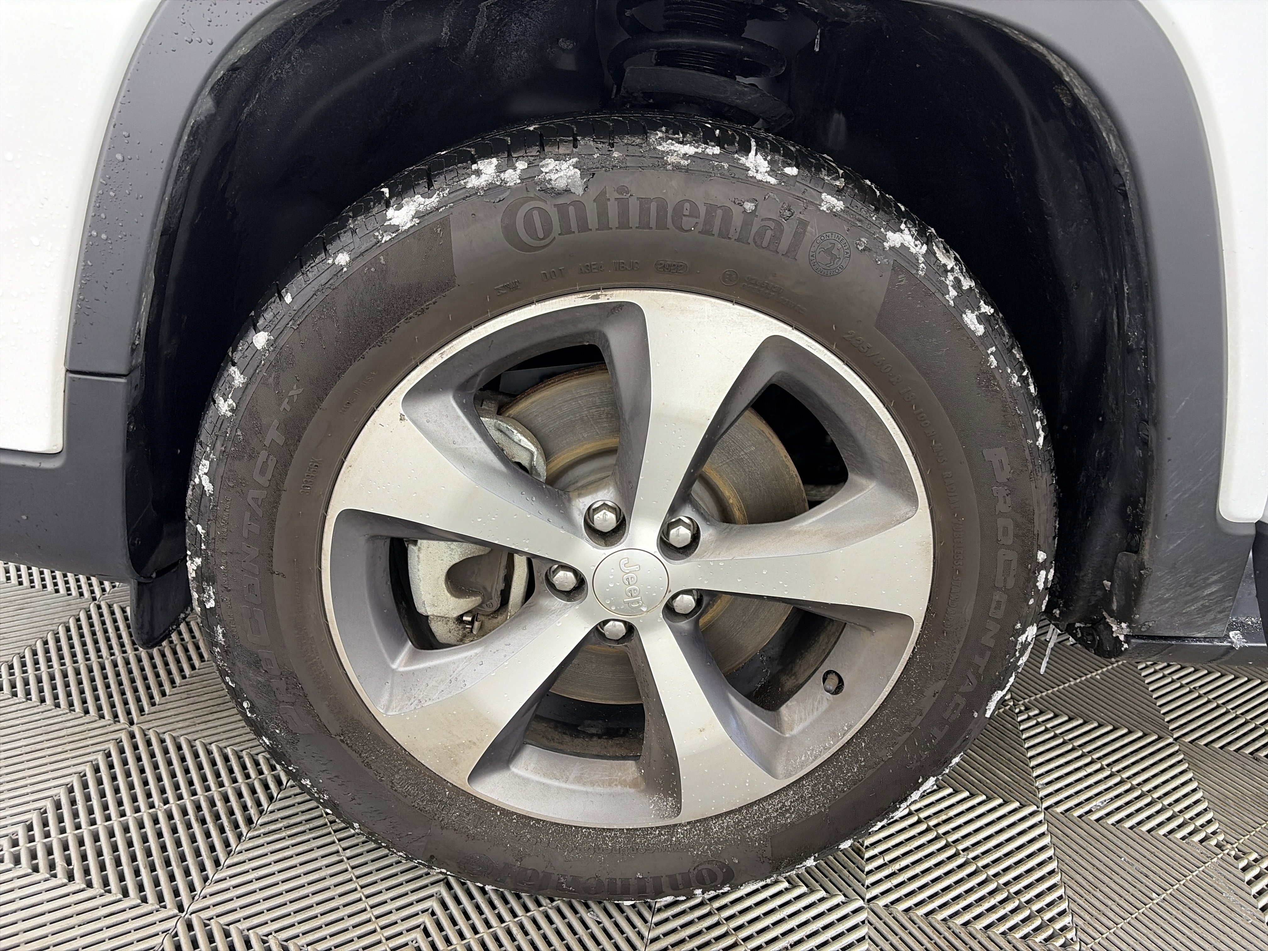 Used 2022 Jeep Cherokee Limited image 13