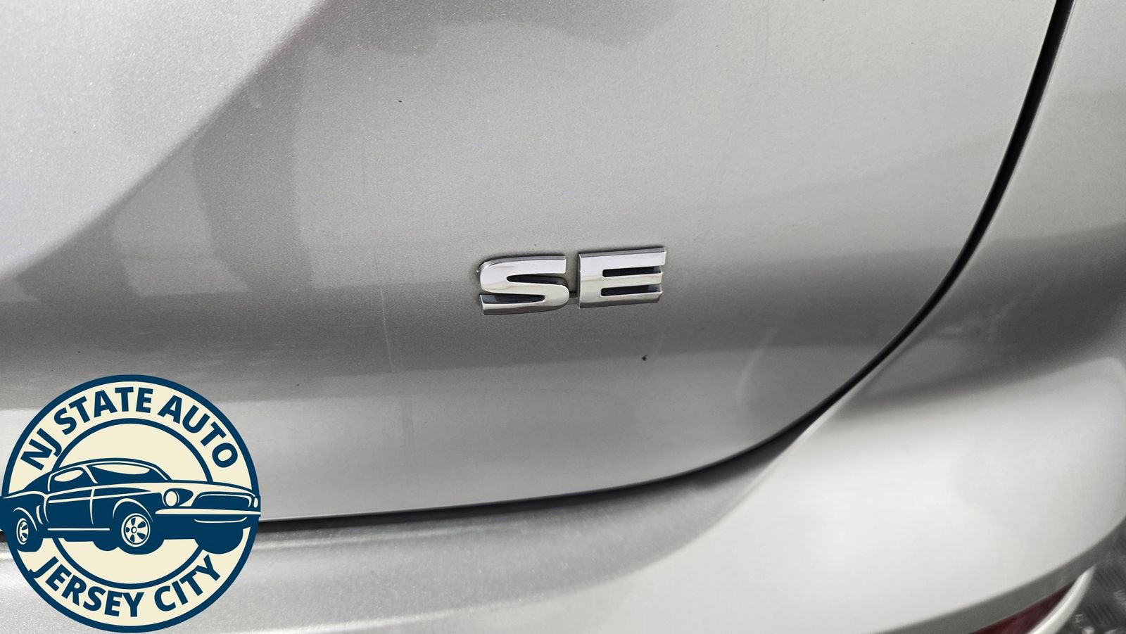 Used 2023 Mitsubishi Outlander SE image 30