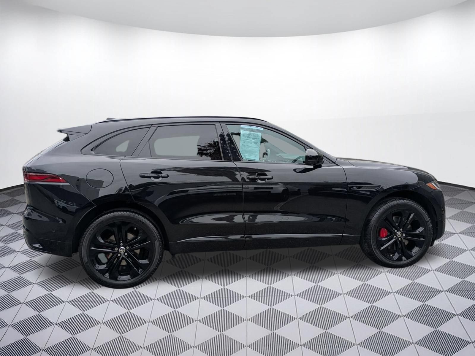 Used 2026 Jaguar F-PACE R-Dynamic S AWD/4WD image 6