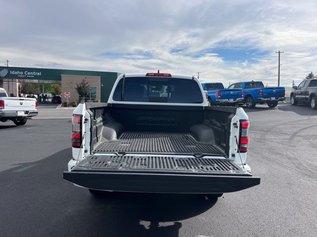 Used 2026 Nissan Frontier PRO-4X AWD/4WD image 10